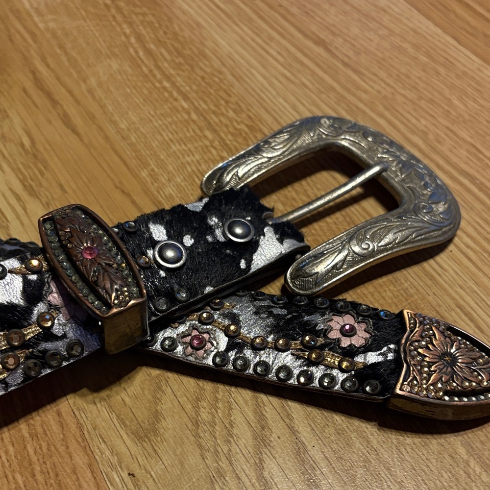 Kippys Black and Siver Belt with Pink Floral Accents - Picture 2 of 16